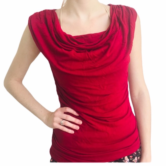 Express Tops - 💕5/$25💕 Express Red Ruched Sleeveless Shirt - SP